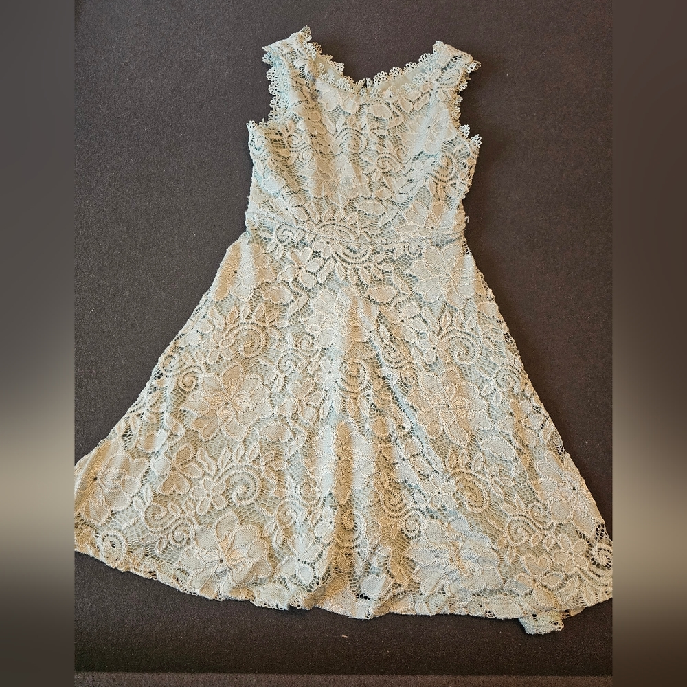 Girls Mint soft lace dress size 8
